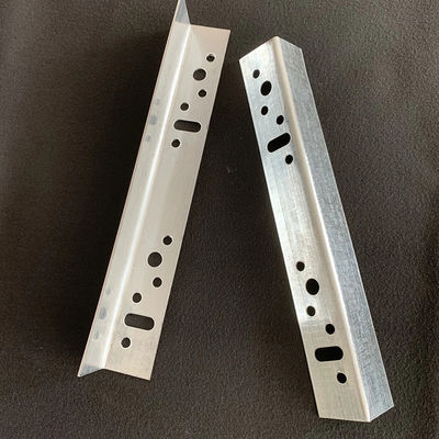 Un buon prezzo. Fabbricazione in acciaio a base di legno di roccia in linea