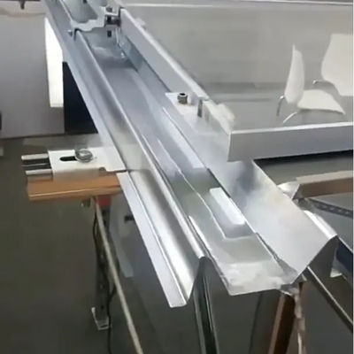 Buon prezzo Canale di montaggio del pannello solare personalizzabile Canale di supporto solare anodizzato in linea