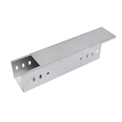 Buon prezzo C Canale 900mm Cable Tray 6.5ft 8ft 10ft Hot Dip Galvanized Cable Tray in linea