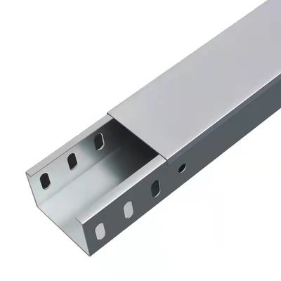 Buon prezzo 2.0mm Cable Tray chiuso Galvanizzato 50mm Cable Tray 100kg carico in linea